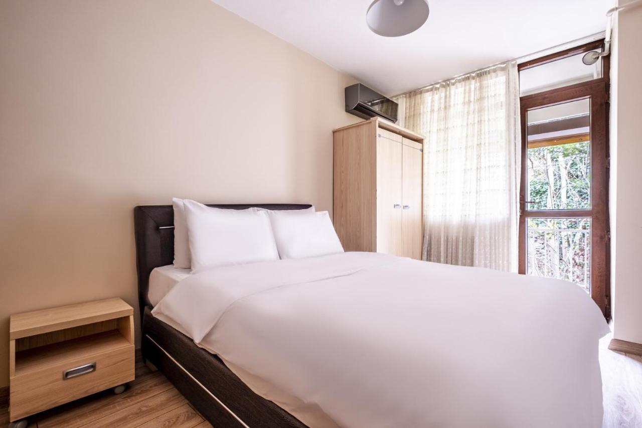 Апартаменты Flat With Sea View Near Uskudar Ferry Station Стамбул Экстерьер фото